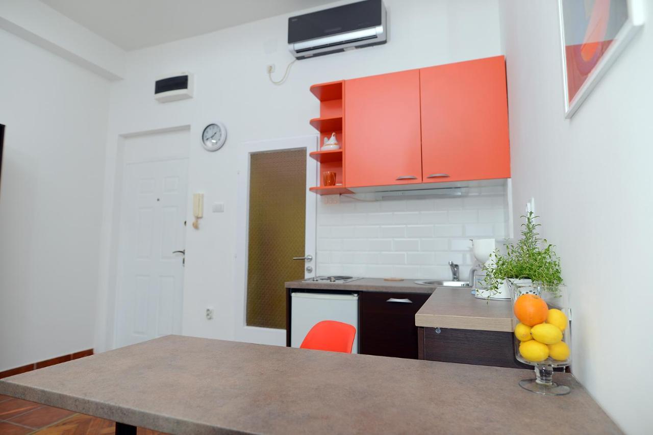 Central Spot Apartments Belgrad Rum bild