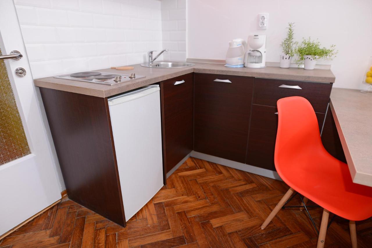 Central Spot Apartments Belgrad Rum bild